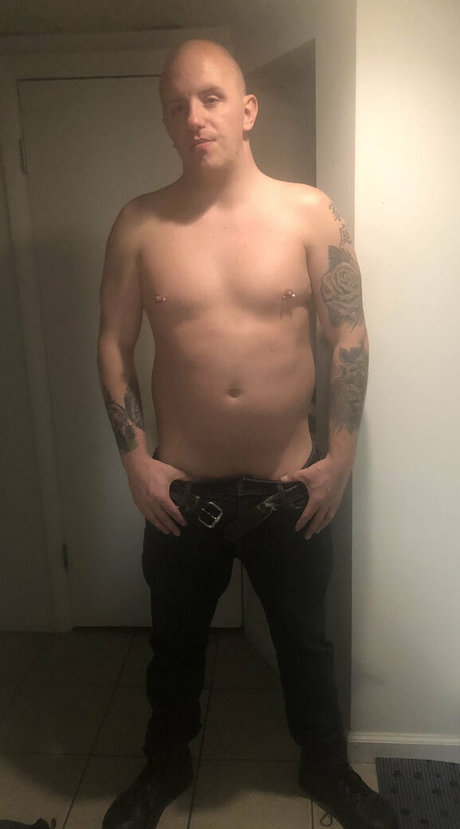 ranting riley nice actress pics