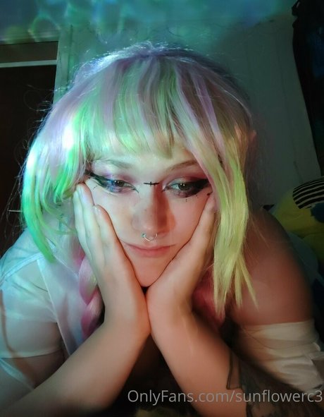 sunflowerc3 beautiful pornstar pic