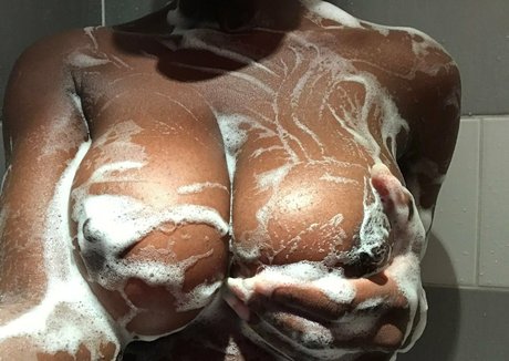 nina natashalee erotic model photos