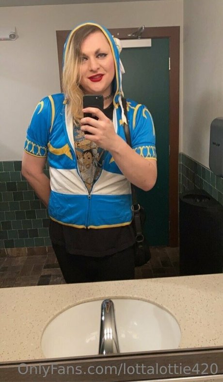 lottalottie420 star pornographic archive