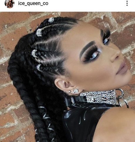 Ice Queen nude actress img