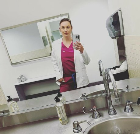 That Er Nurse nice model pic