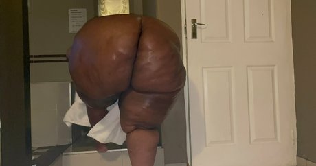 Kandi Pear model sex photo