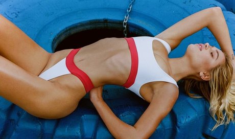 Meredith Mickelson hot pornstar images