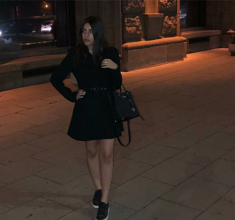 Meshi Malka sex pornstar photos