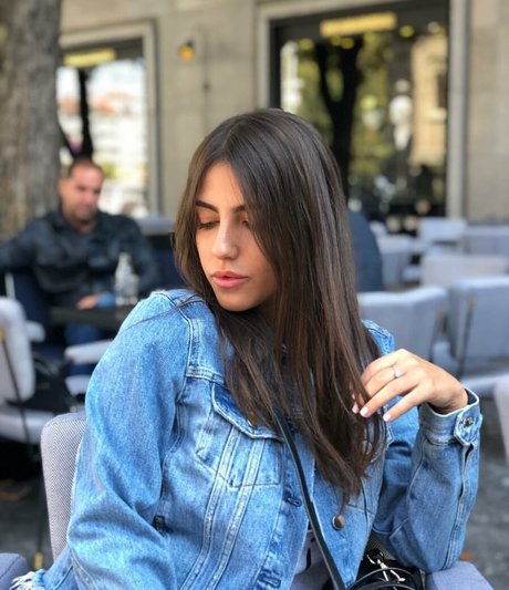 Meshi Malka nice star pics