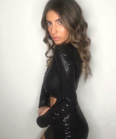 Meshi Malka model porn image