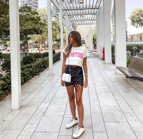 Meshi Malka xxx model galleries