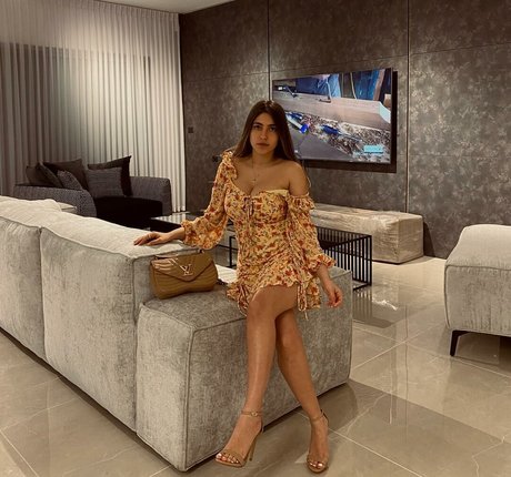 Meshi Malka star pictures