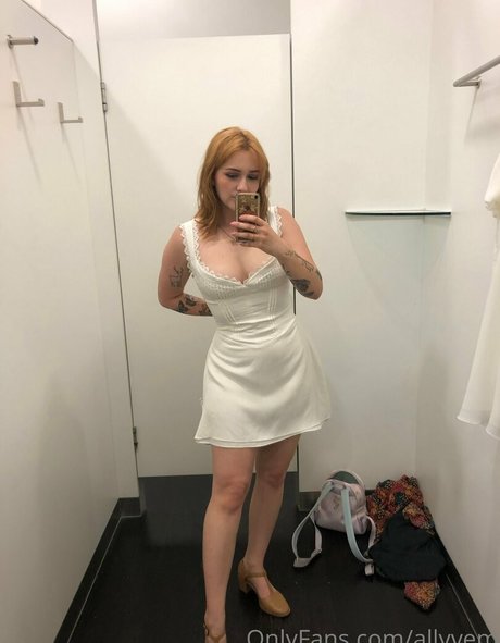 allyvem nude model photos