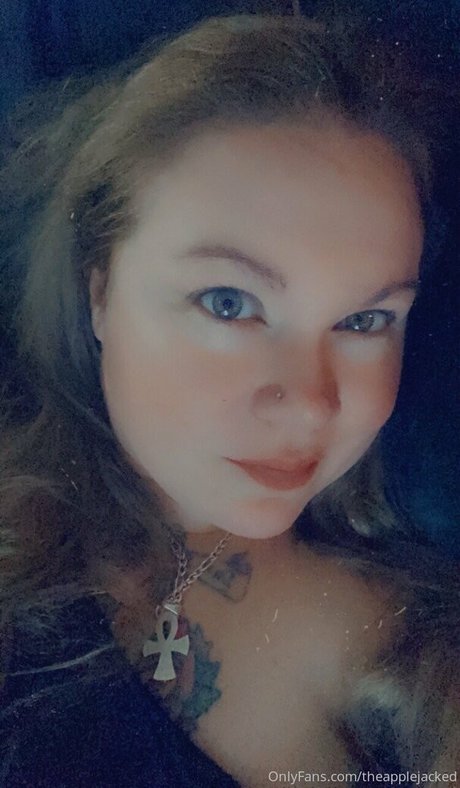 theapplejacked top model pictures