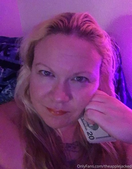 theapplejacked erotic pornstar picture