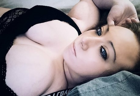 FacialTarget69 porn model images