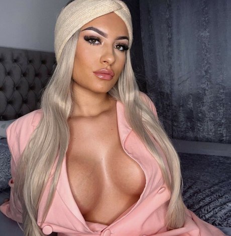 mommy onlyfans beautiful xxx picture