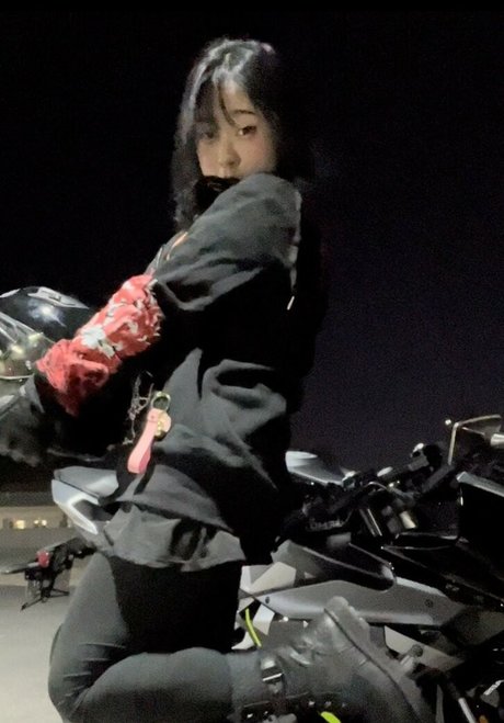 muslim onlyfans sexy nude pic