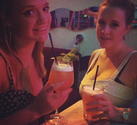 Maton Twins exclusive star images