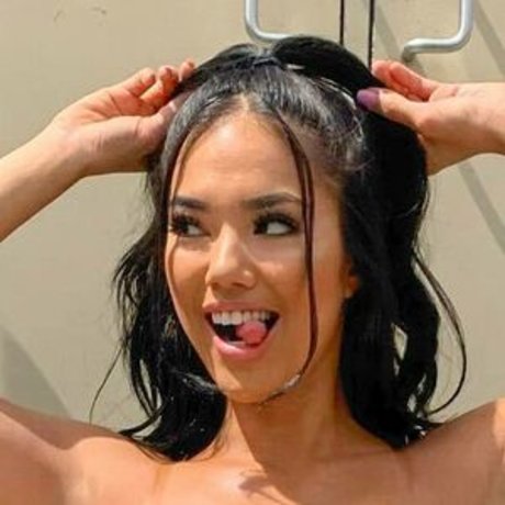 big tits mom onlyfans sexy naked archive