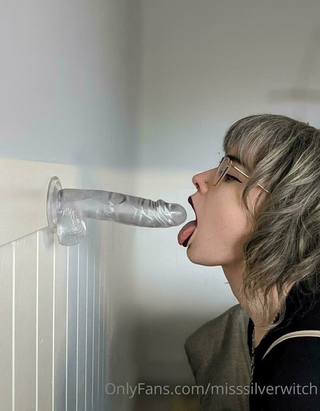 flat chested onlyfans free naked picture