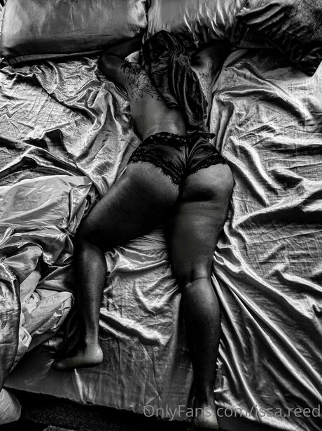 issa reed model nudes images