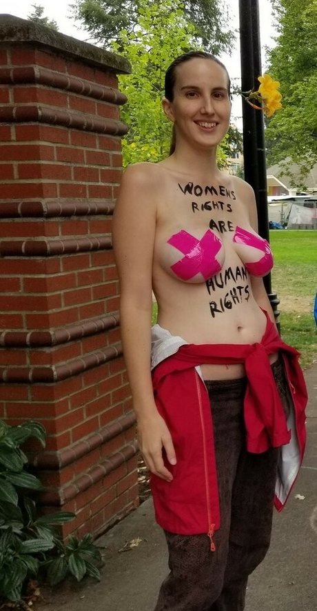 busty solo onlyfans nice galleries