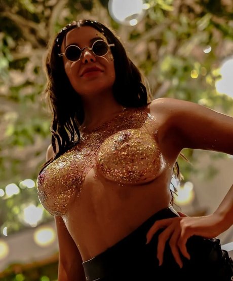 Charlotte Caniggia high quality star image