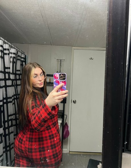 radtae high quality actress image