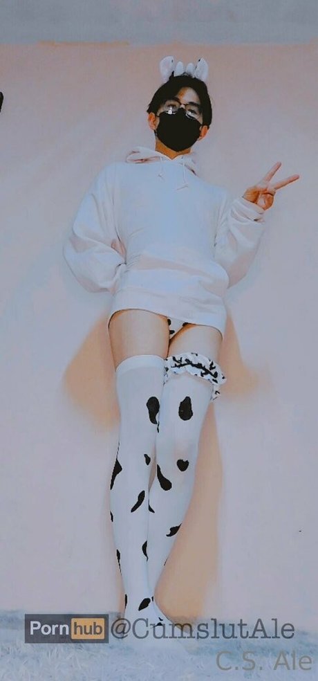 c s ale high quality actress pic