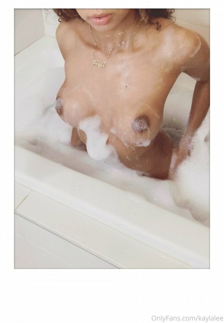 Squiirt Queen free star archive