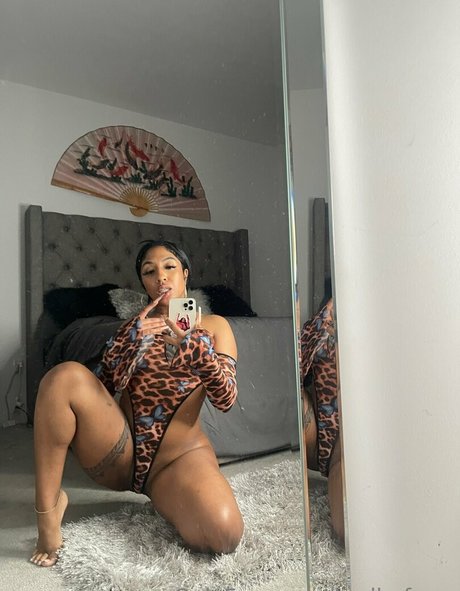 lordhefnerr adult star img