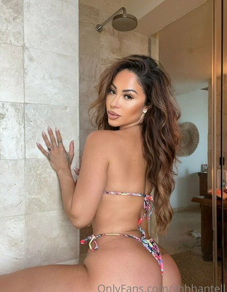 Shantel Tinajero model sex photo