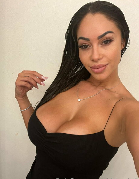 british pussy onlyfans sexy nude photo