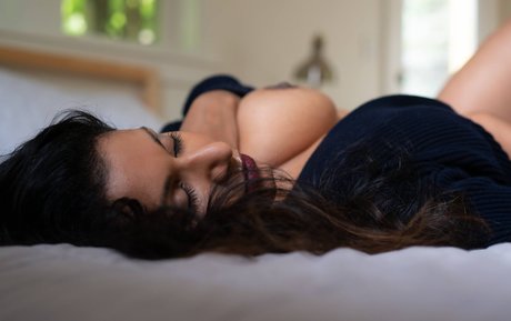 Dakini high quality model pic