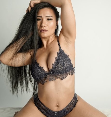 Tina Kham star porn picture