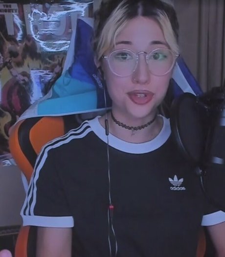 small onlyfans hot porn pics