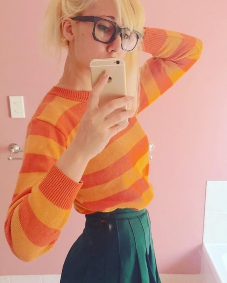 Sinneddonut xxx star pic