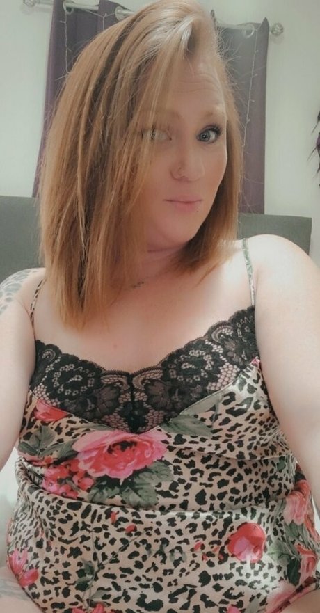 redlotus6170 xxx model image