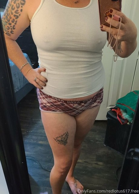 redlotus6170 star art image