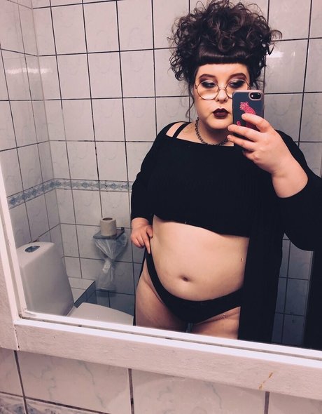 adinaanger sex model image