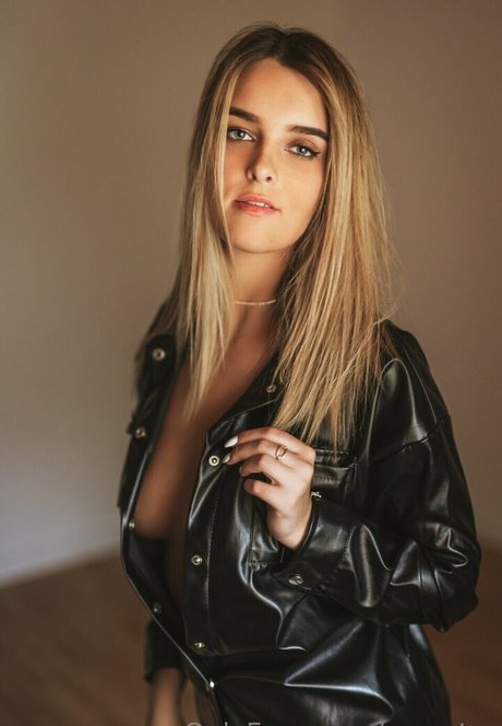 zocarter nice pornstar picture