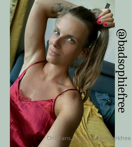 carolinesparkfree model art images