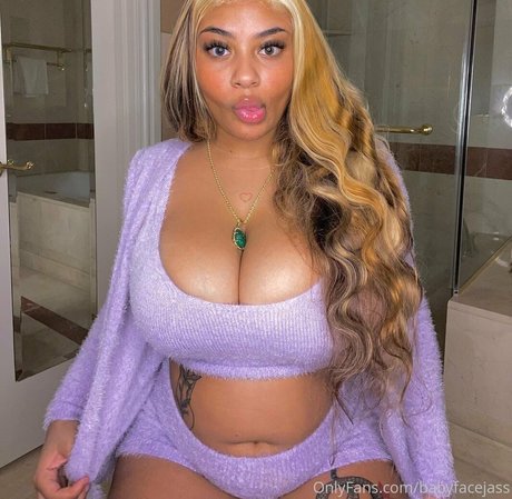 jjuicyjaz adult star photos