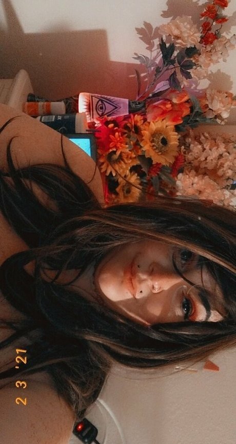 stickyicky666 nude pornstar picture