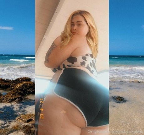 stickyicky666 xxx star pics