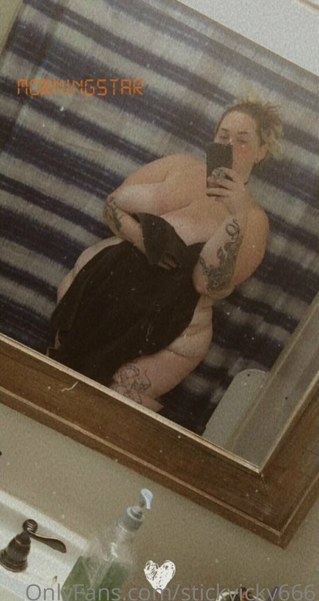 stickyicky666 nude model pictures