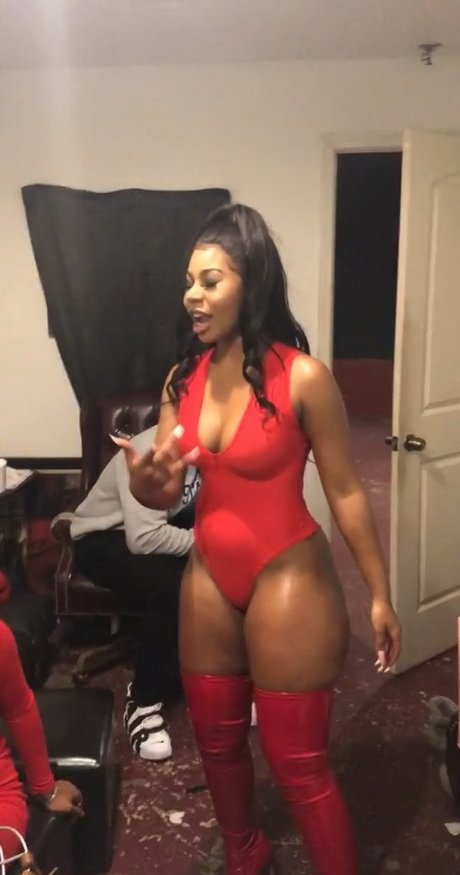 msdamn model top gallery