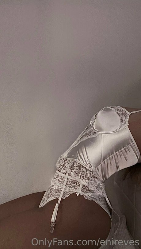 enireves actress img