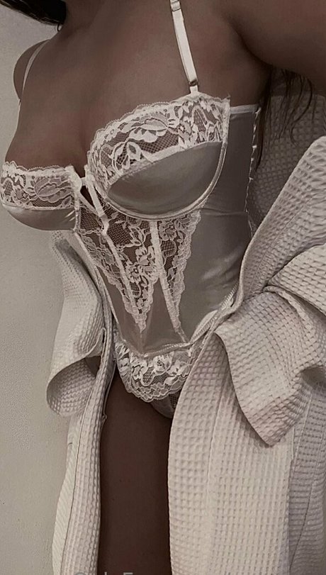 stars onlyfans free naked images