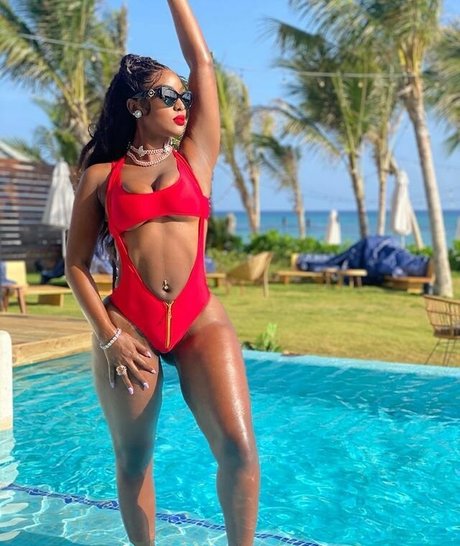 Amara La Negra high quality star photo