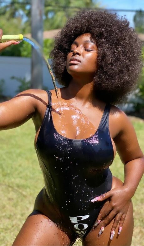 Amara La Negra model nice gallery