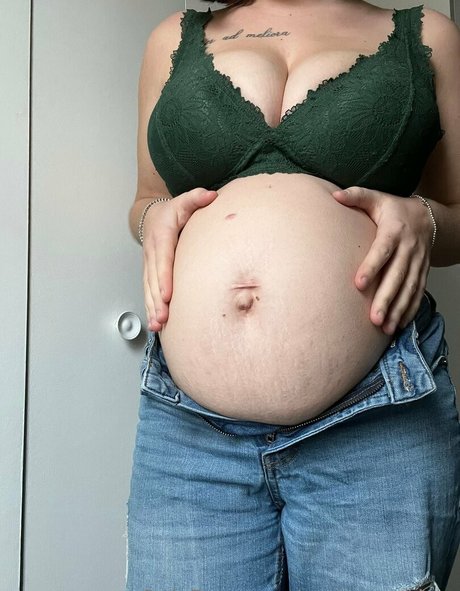 petitepeachyx sexy star photo